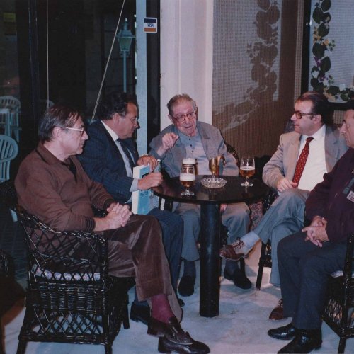 Con su hijo, Carmelo Casño, Carlos Clementson y José Jiménez, en Córdoba en 1990.